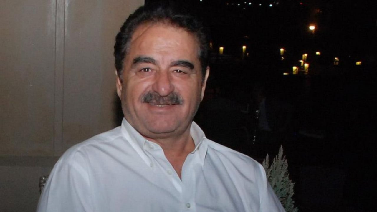 İbrahim Tatlıses’ten çok tartışılacak karar! Kırmızı bültenle aranan ismi ziyaret etti, 20 çocuğuyla fotoğraf çektirdi