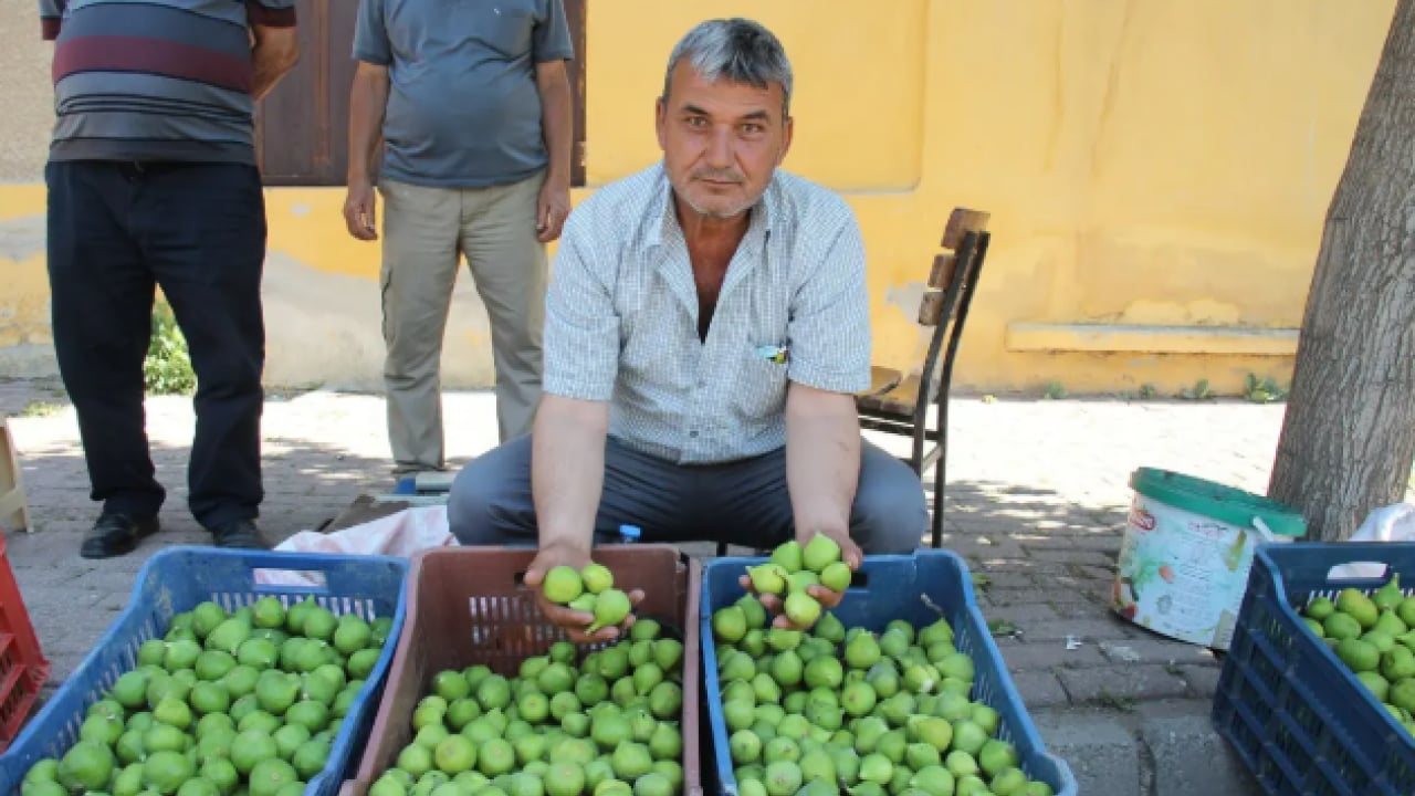 Foto - İçinde binlerce sinek bulunuyor! Tezgahlarda kilosu 500 lira!