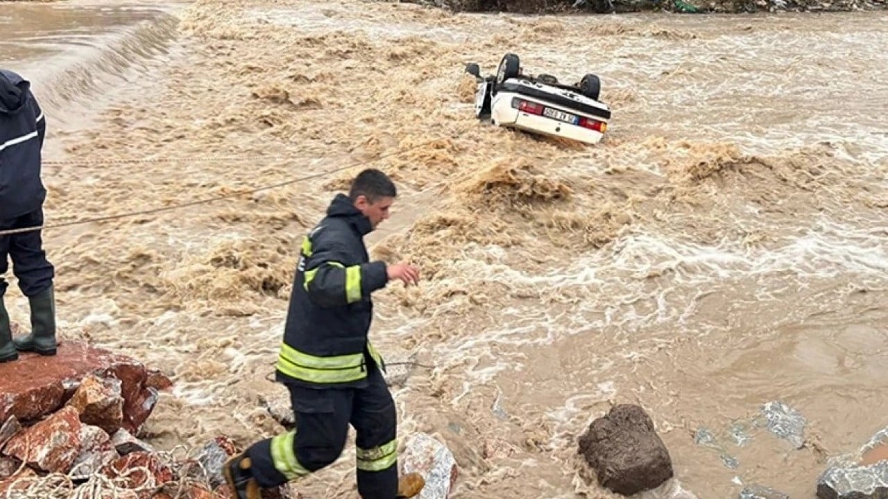 Foto - İçişleri Bakanlığı uyardı Anadolu'da sel, su baskını ve çığ alarmı