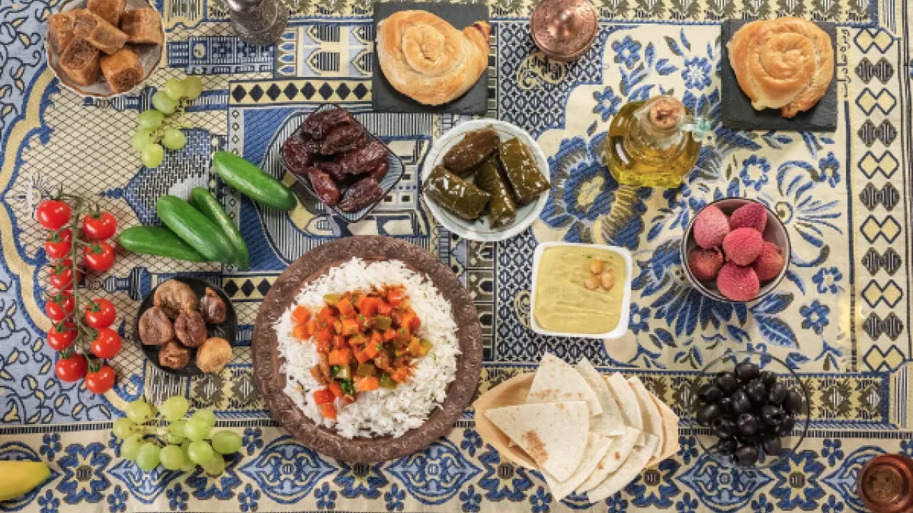 Foto - İftarda hızlı yemek tehlikeli mi? Kardiyoloji doktoru tek tek açıkladı