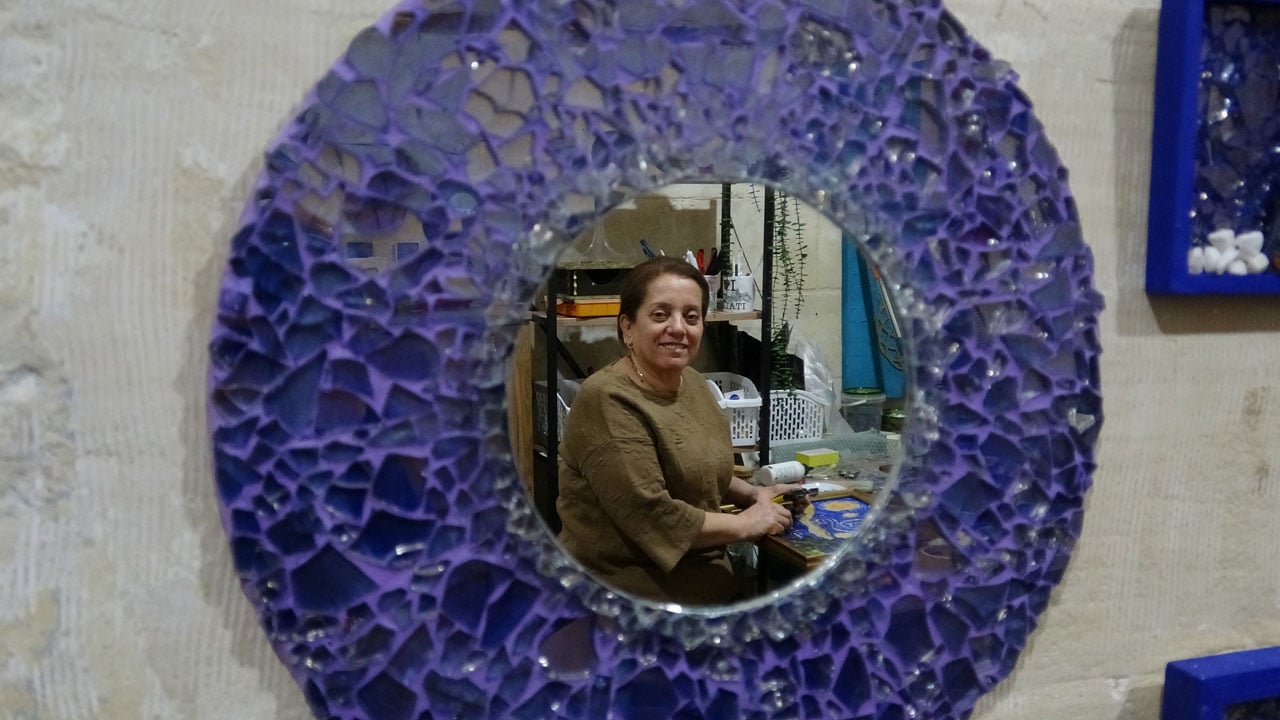 Foto - İğneyle kuyu kazar gibi… Ürettiği mozaikler Avrupa yolunda