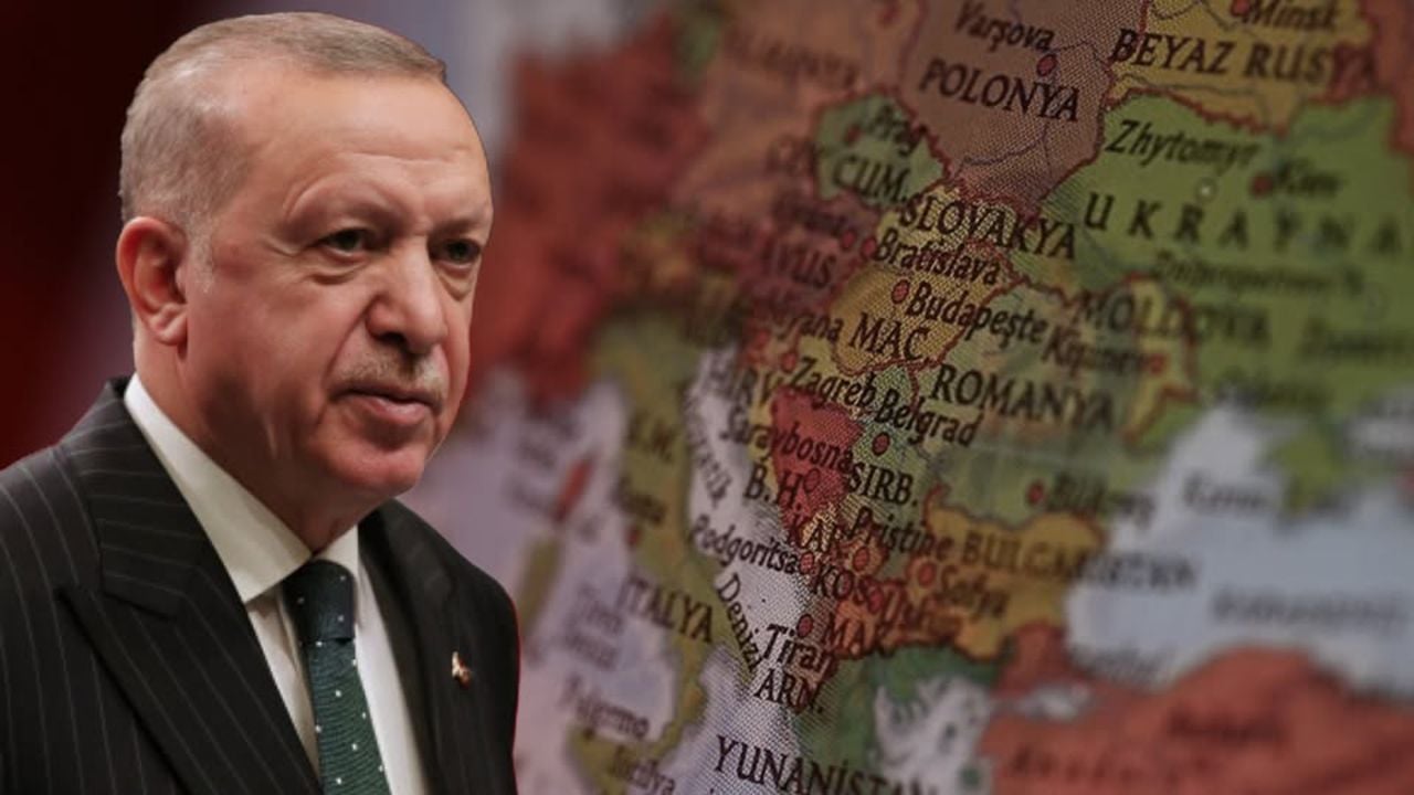 Foto - İHA'lar peş peşe gönderildi! Böyle duyurdular: Dikkat Osmanlı geri döndü