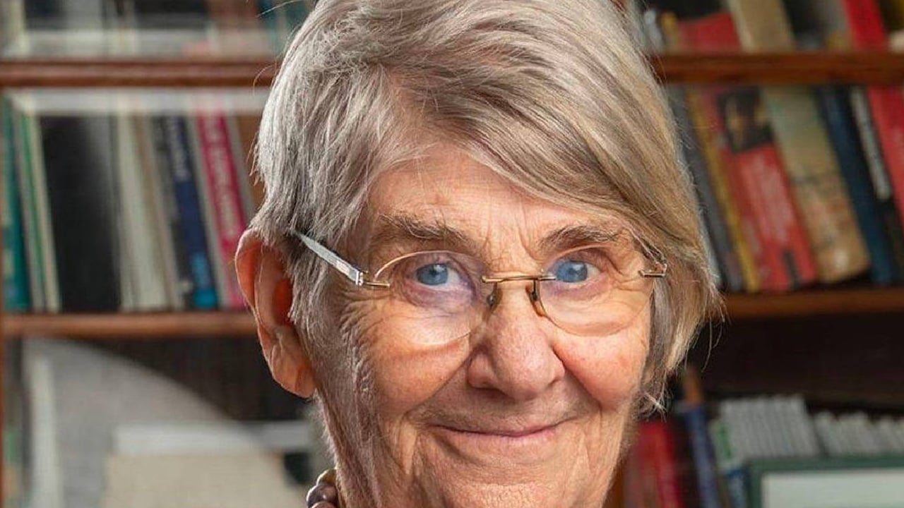 Foto - İki besin hasta etmiyor diyor! Canan Karatay'dan ezber bozan açıklama! 50 yıl boyunca bir bir anlattı, çarpıntının gizli sebebi 