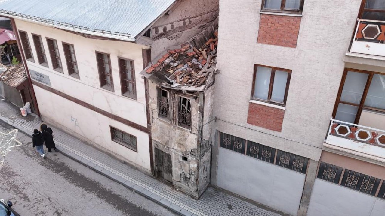 Foto - İki bina arasına sıkışan 2 metrelik yaşam alanı