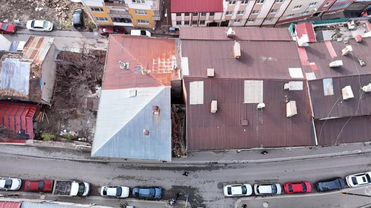 Foto - İki bina arasına sıkışan 2 metrelik yaşam alanı