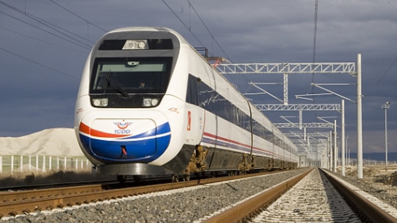 Foto - İki il arası 3.5 saate inecek! Yılda 13 milyon yolcu taşınacak!