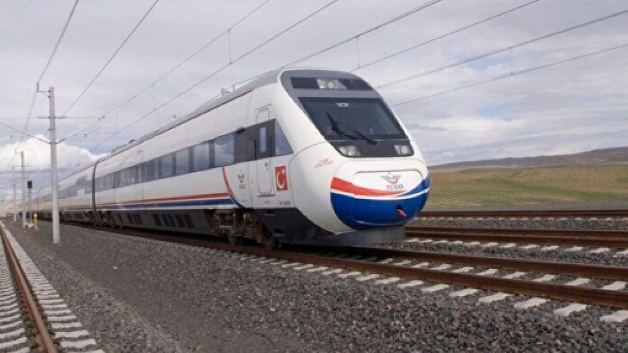 Foto - İki il arası 3.5 saate inecek! Yılda 13 milyon yolcu taşınacak!