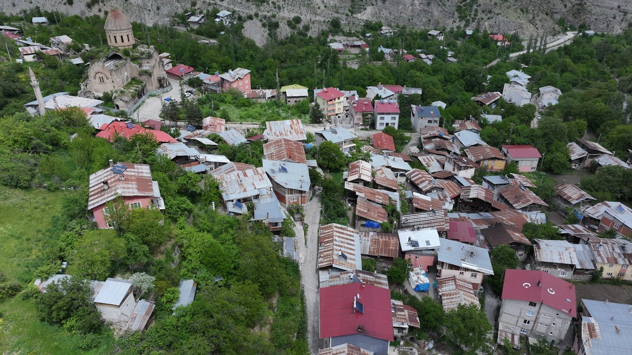 Foto - İki tarihi hazine! Biri yıkılma riski taşıyor, diğeri turizme açılmayı bekliyor