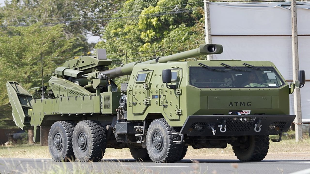 Foto - İki ülke arasında korkulan savaş başladı! F-16’lar bomba yağdırıyor, halk panikle kaçıyor