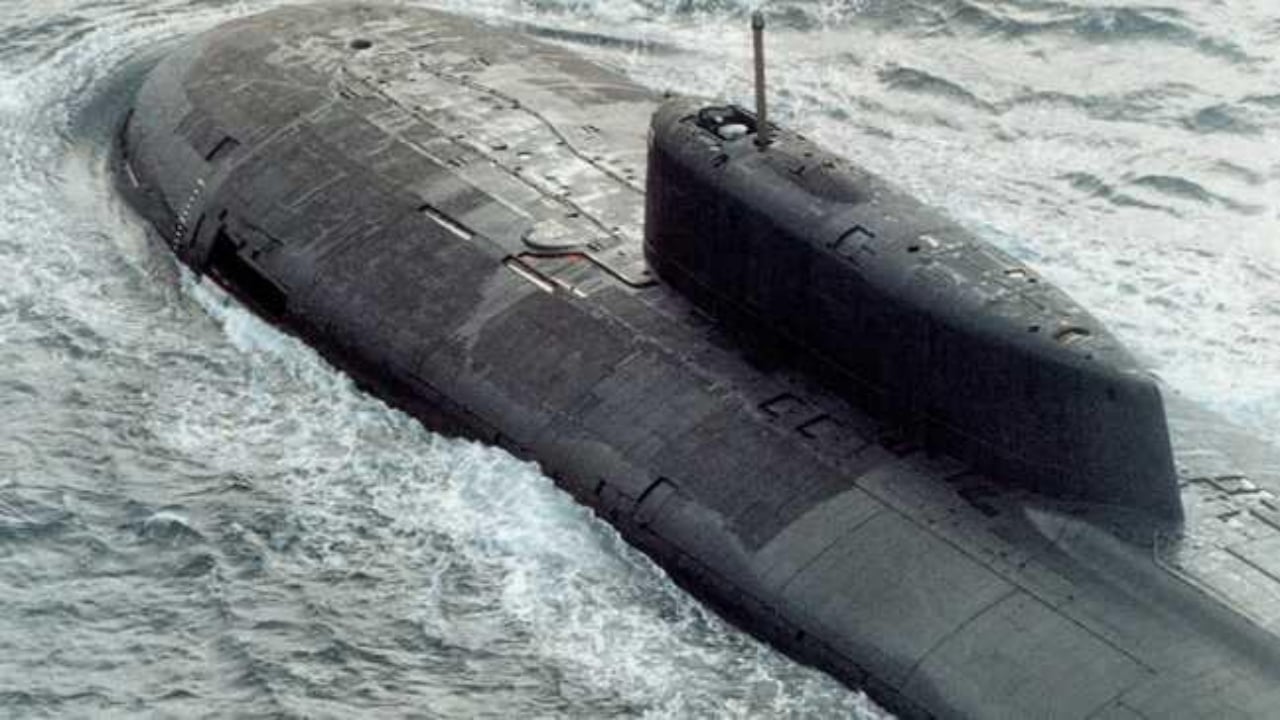 Foto - İki ülkeden tarihi ittifak! Putin’in "canavar" lakaplı denizaltılarını keklik gibi avlayacaklar