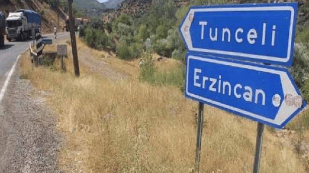 Foto - İki vali el sıkıştı: 3,5 saatlik yol 45 dakikaya düşecek!