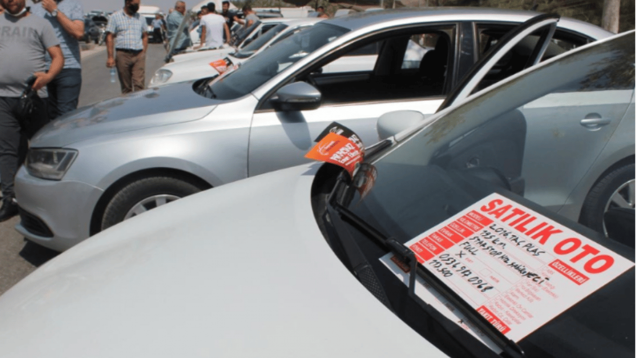 Foto - İkinci el oto alacaklara dikkat: Bakan fotoğraf paylaşarak uyardı!