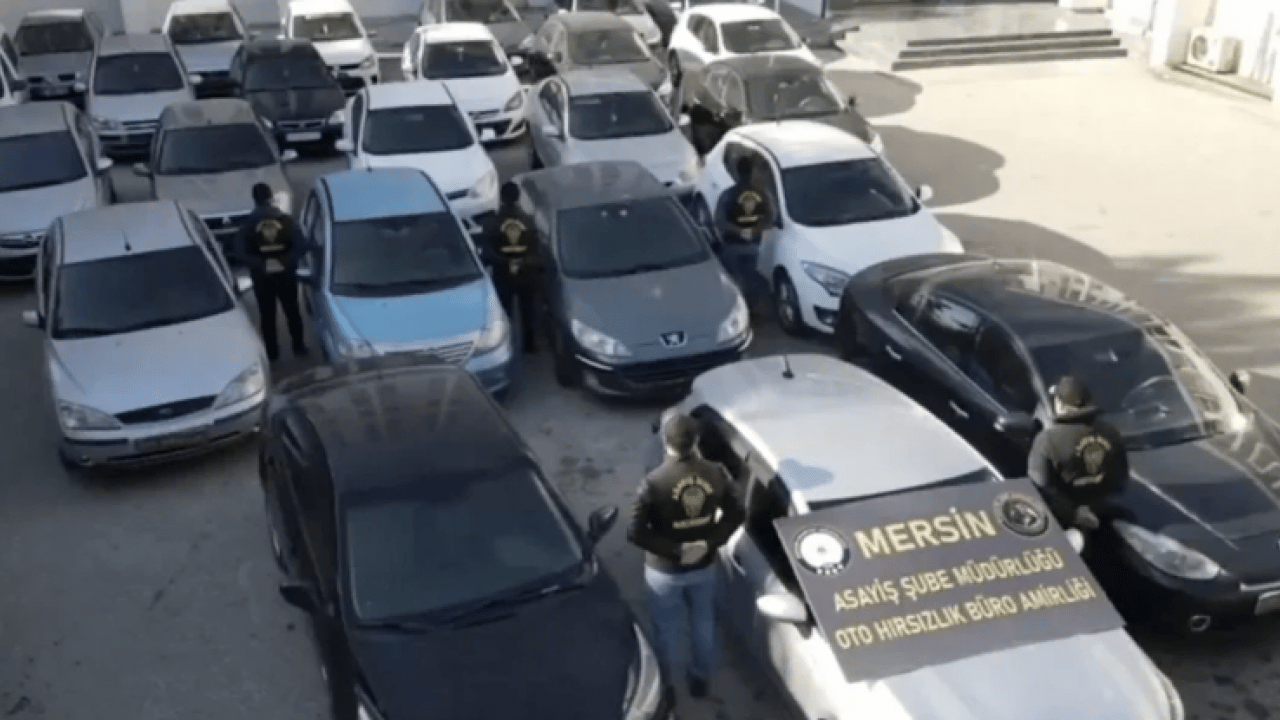 Foto - İkinci el oto alacaklara dikkat: Bakan fotoğraf paylaşarak uyardı!