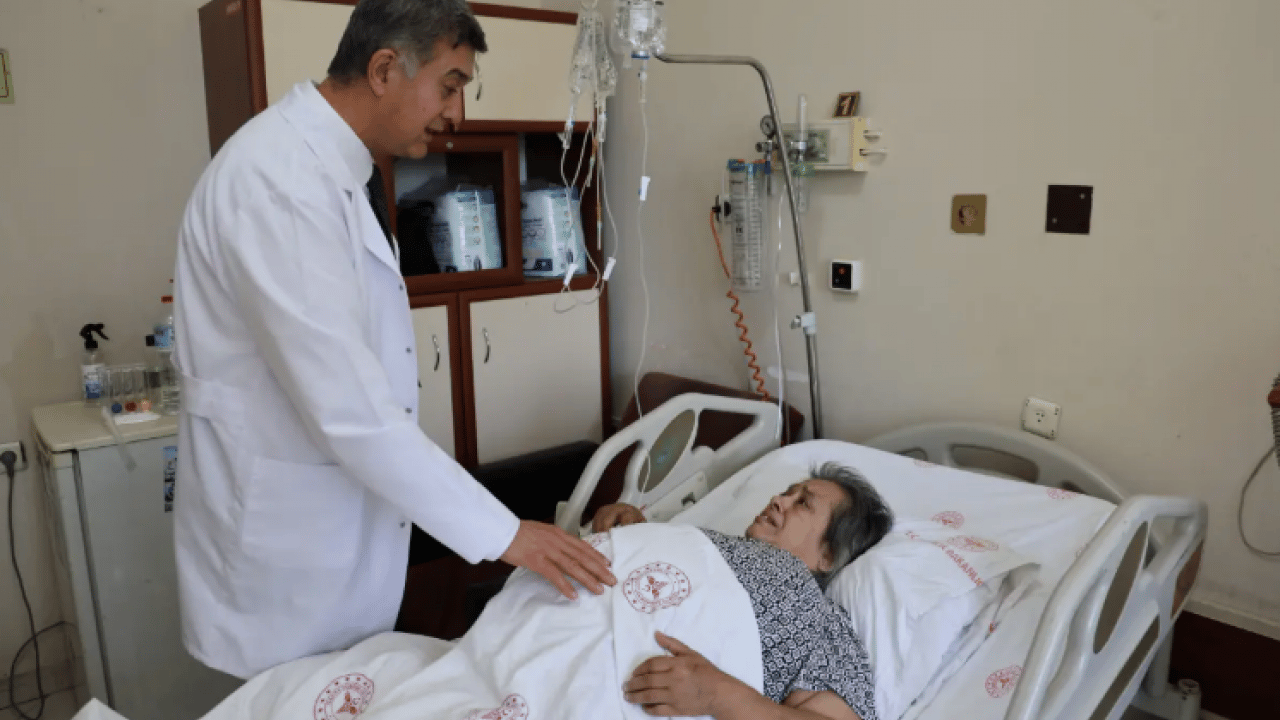 Foto - ikinci kez anne olunca başladı: 32 yıl 40 kiloyu karnında taşıdı!