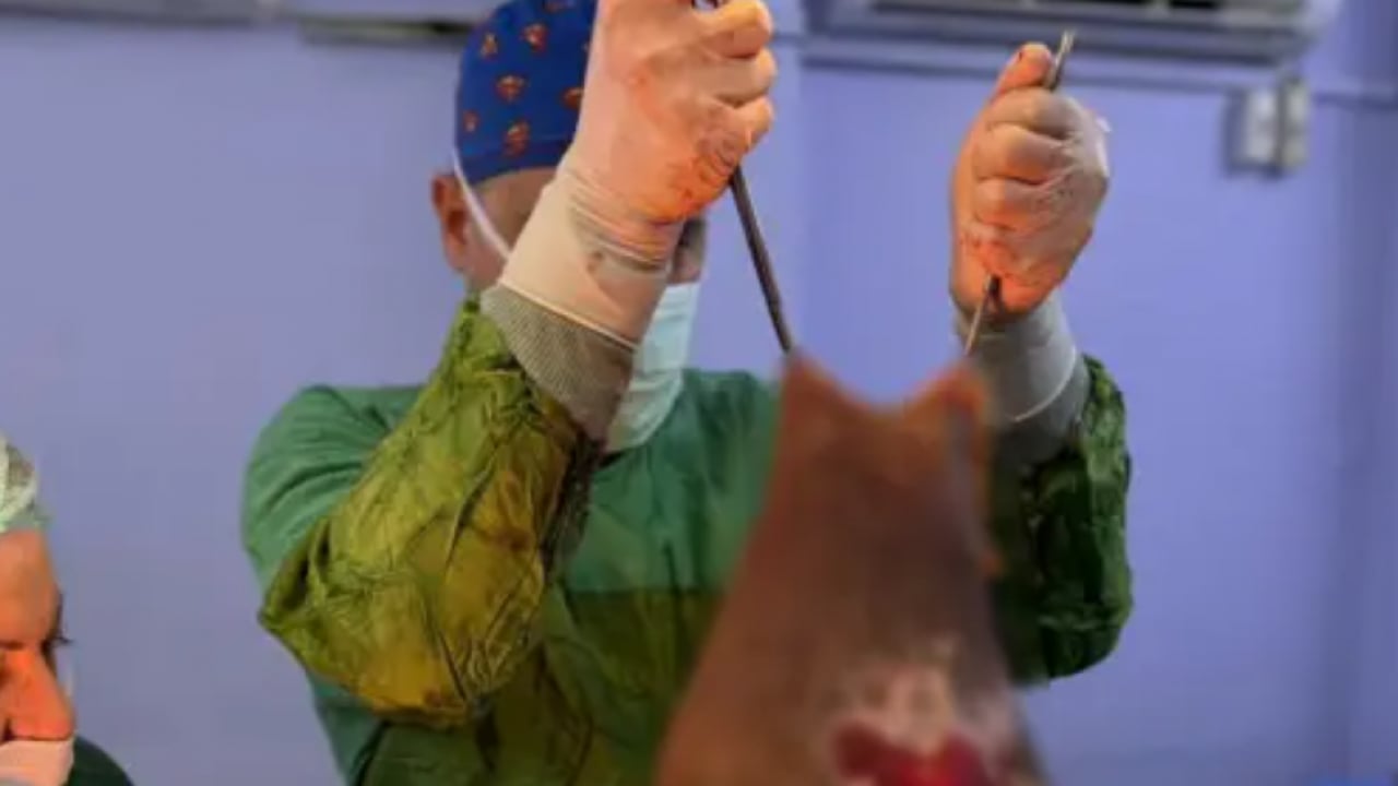 ikinci kez anne olunca başladı: 32 yıl 40 kiloyu karnında taşıdı!