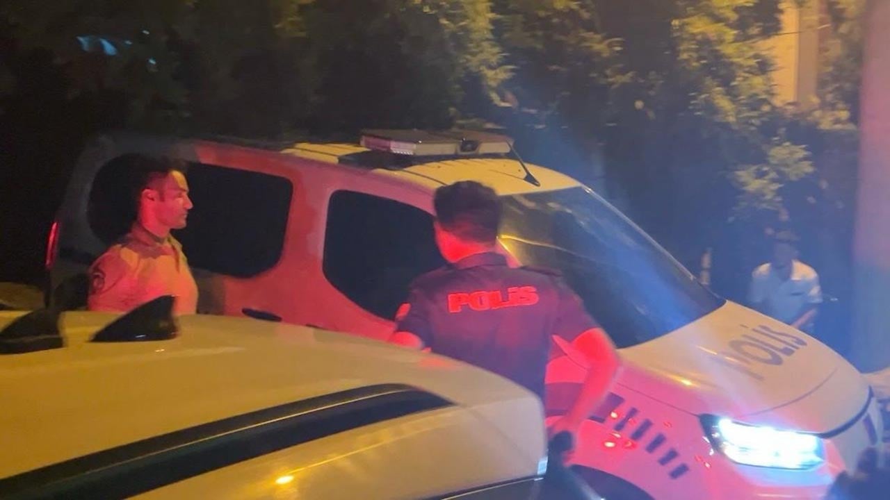 Foto - İkisinin de ifadesi ortaya çıktı! Deniz Akkaya Mersin’e ev sahibi tersine
