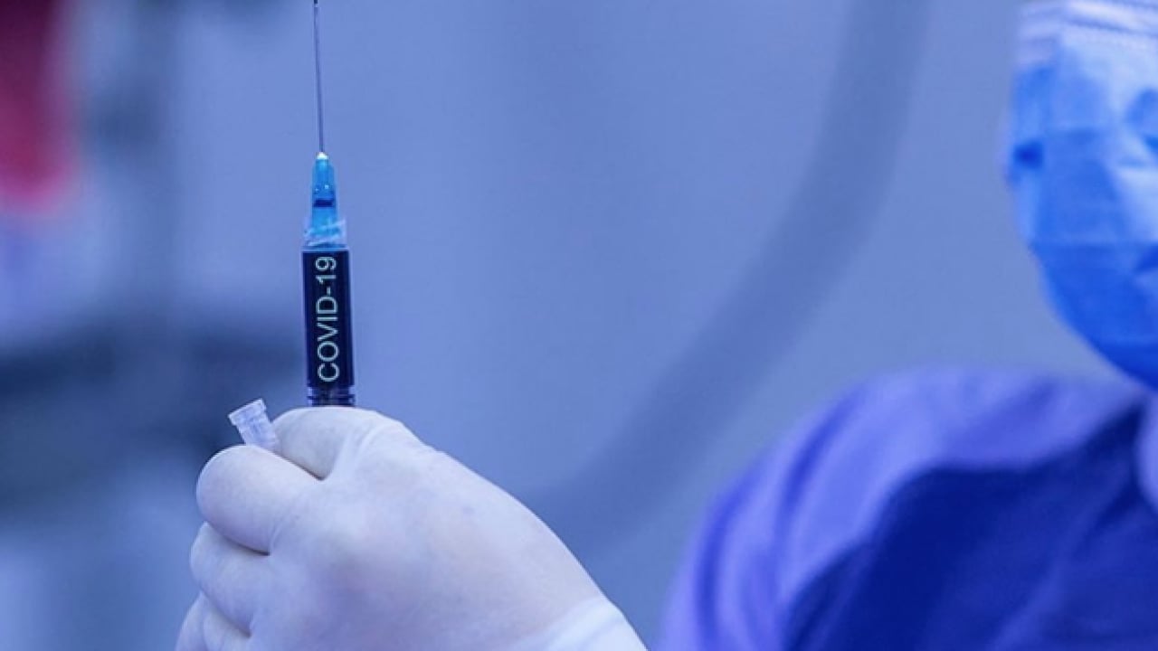 Foto - İlan etti: Her 3 kişiden 1'i risk altında... Aşılamayla 5 milyon ölümün önüne geçiliyor