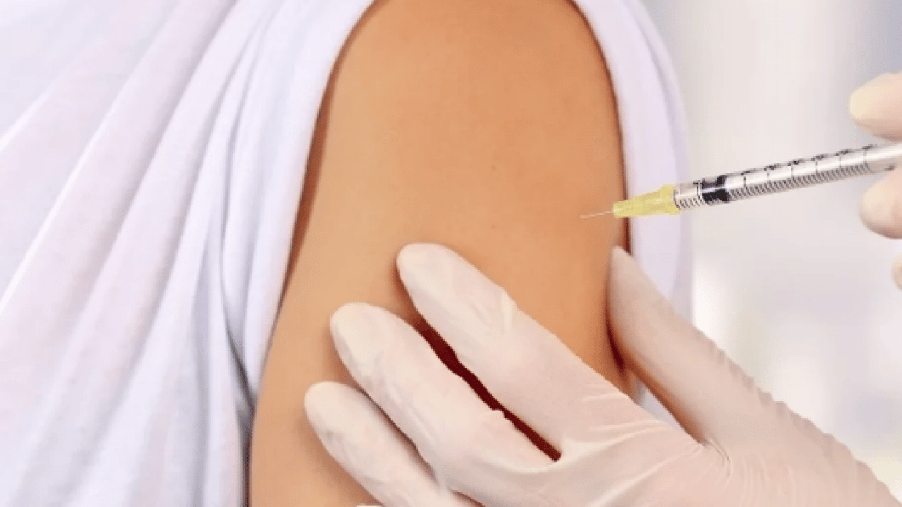 Foto - İlan etti: Her 3 kişiden 1'i risk altında... Aşılamayla 5 milyon ölümün önüne geçiliyor