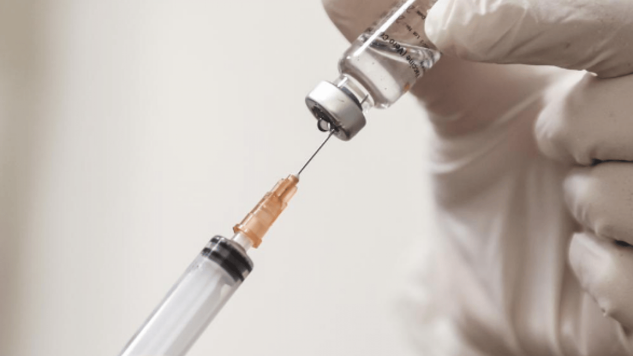 Foto - İlan etti: Her 3 kişiden 1'i risk altında... Aşılamayla 5 milyon ölümün önüne geçiliyor