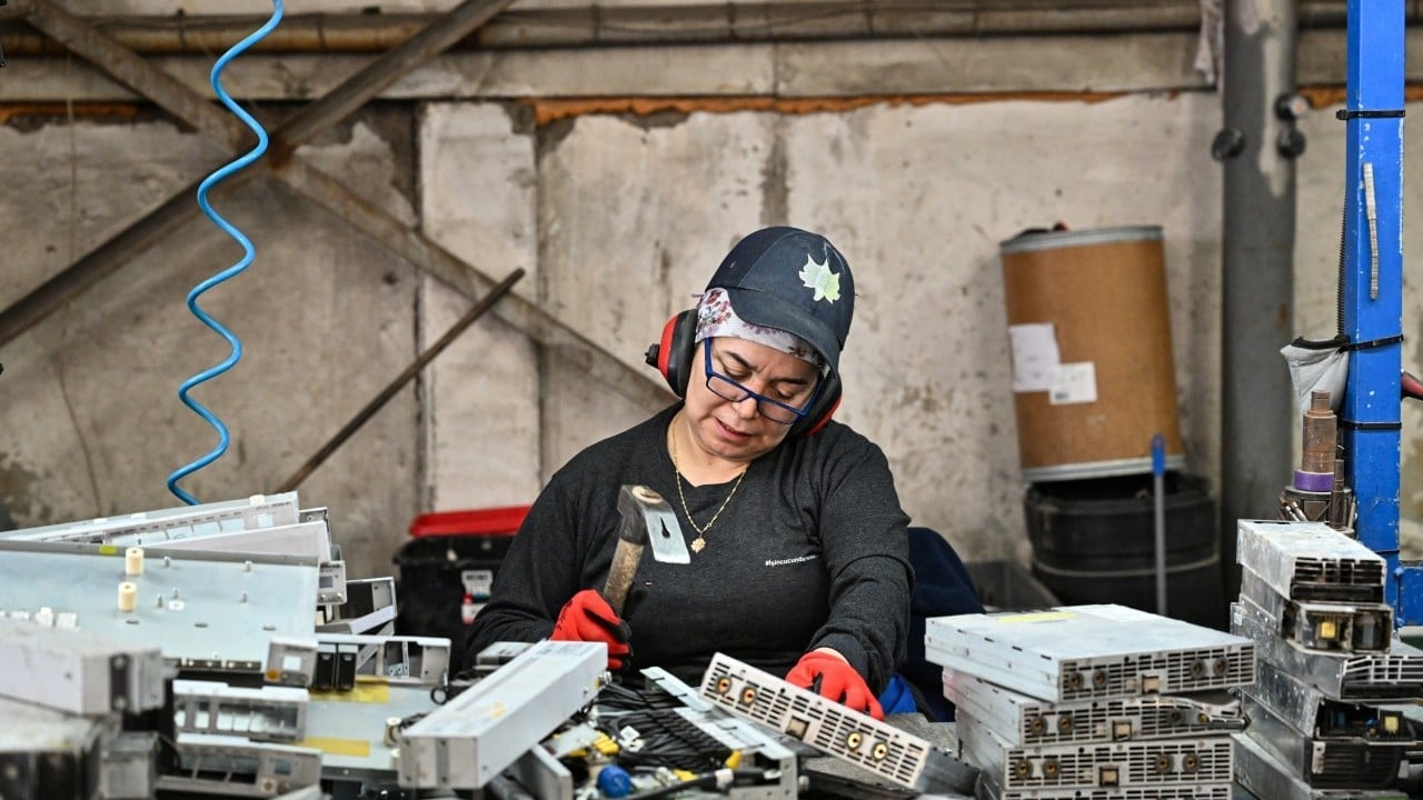 Foto - İlan ettiler: Sıfır atık vurgusu... Uzmanlardan eski elektronik cihazların atılmaması ve evde tutulmaması uyarısı