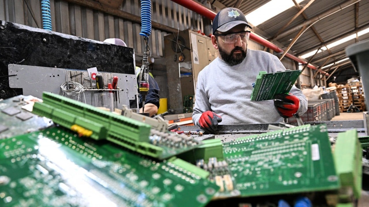 Foto - İlan ettiler: Sıfır atık vurgusu... Uzmanlardan eski elektronik cihazların atılmaması ve evde tutulmaması uyarısı