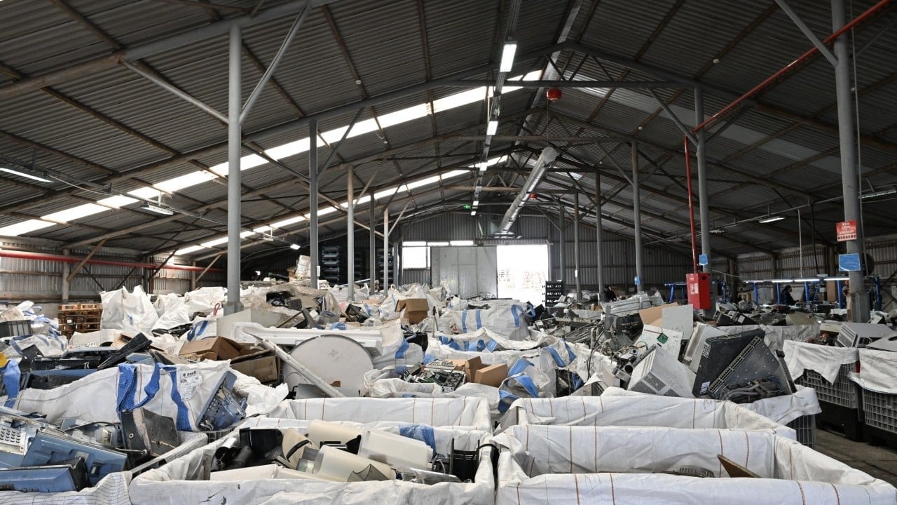 Foto - İlan ettiler: Sıfır atık vurgusu... Uzmanlardan eski elektronik cihazların atılmaması ve evde tutulmaması uyarısı