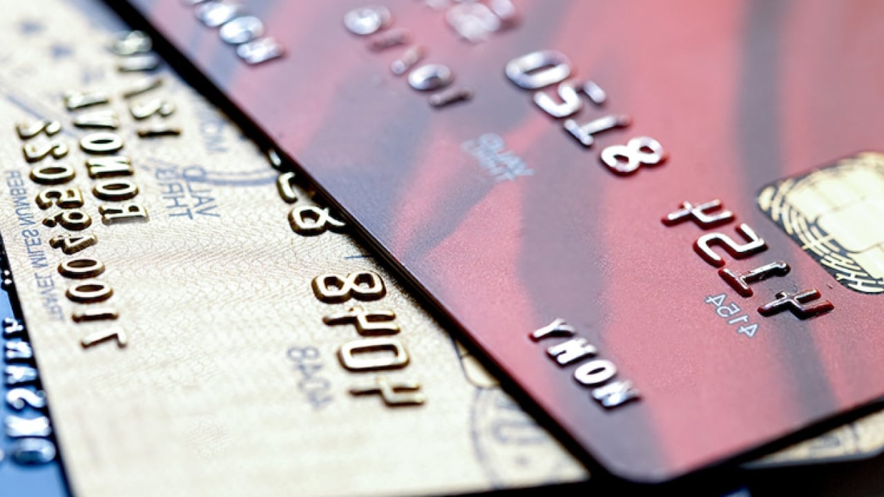 Foto - İlk fitili İspanya yaktı: Visa ve Mastercard’ın tahtı sallantıda