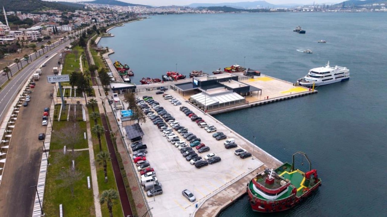 Foto - İlk gününde 261 yolcu ağırladı Aliaport’tan ilk sefer Midili’ye yapıldı