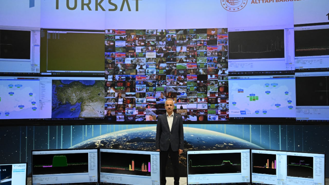 Foto - İlk kazmanın vurulmasına saatler kaldı: Türkiye'nin dijital kalesi geliyor!