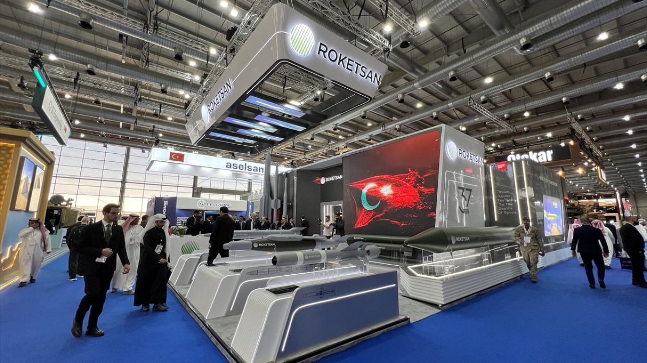 Foto - İlk kez dünya sahnesine çıktı! Türkiye'nin yeni mühimmatı EREN’e büyük ilgi