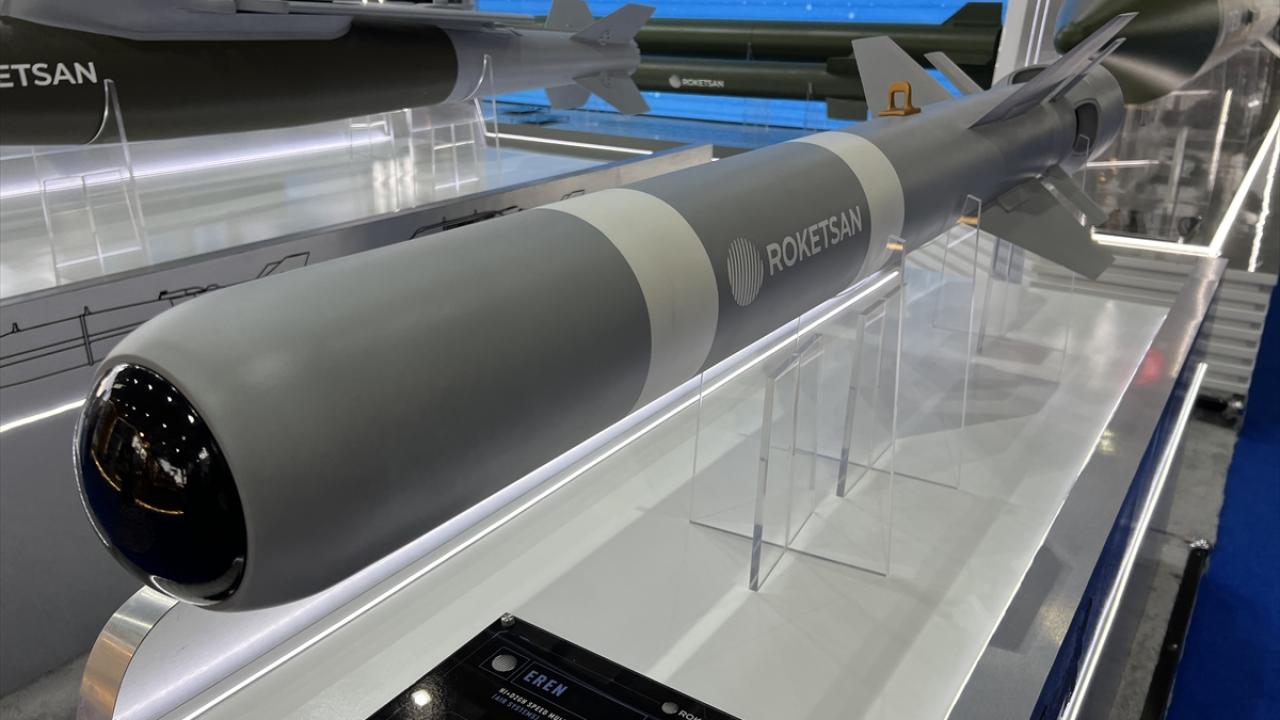 Foto - İlk kez dünya sahnesine çıktı! Türkiye'nin yeni mühimmatı EREN’e büyük ilgi