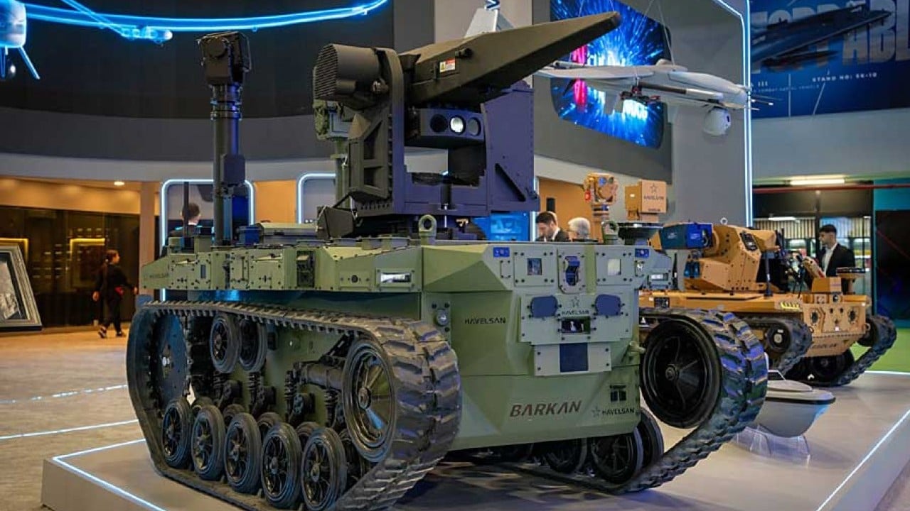 Foto - İlk kez görücüye çıktı! Karşınızda yerli ve milli insansız kara aracı