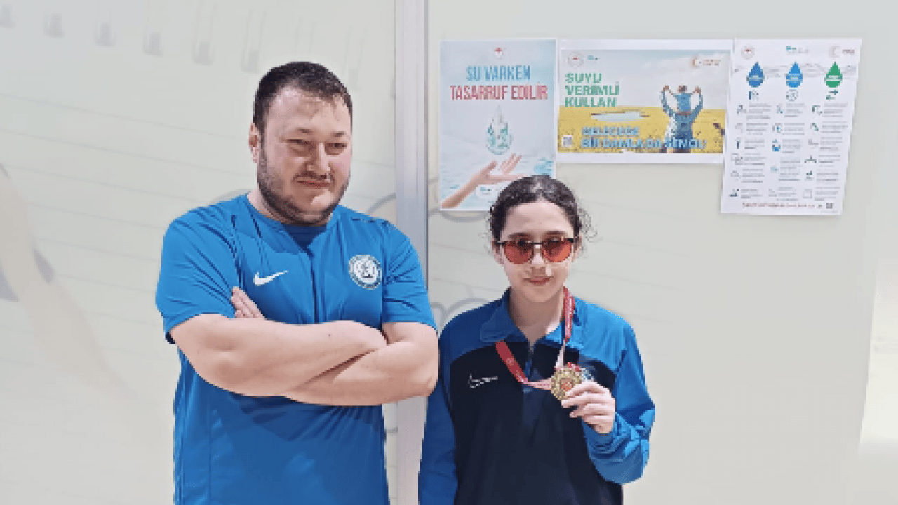 Foto - İmam Hatiplilerden büyük başarı: Kani Karaca Görme Engelliler Anadolu İmam Hatip Lisesi’nden Türkiye Birinciliği Gururu