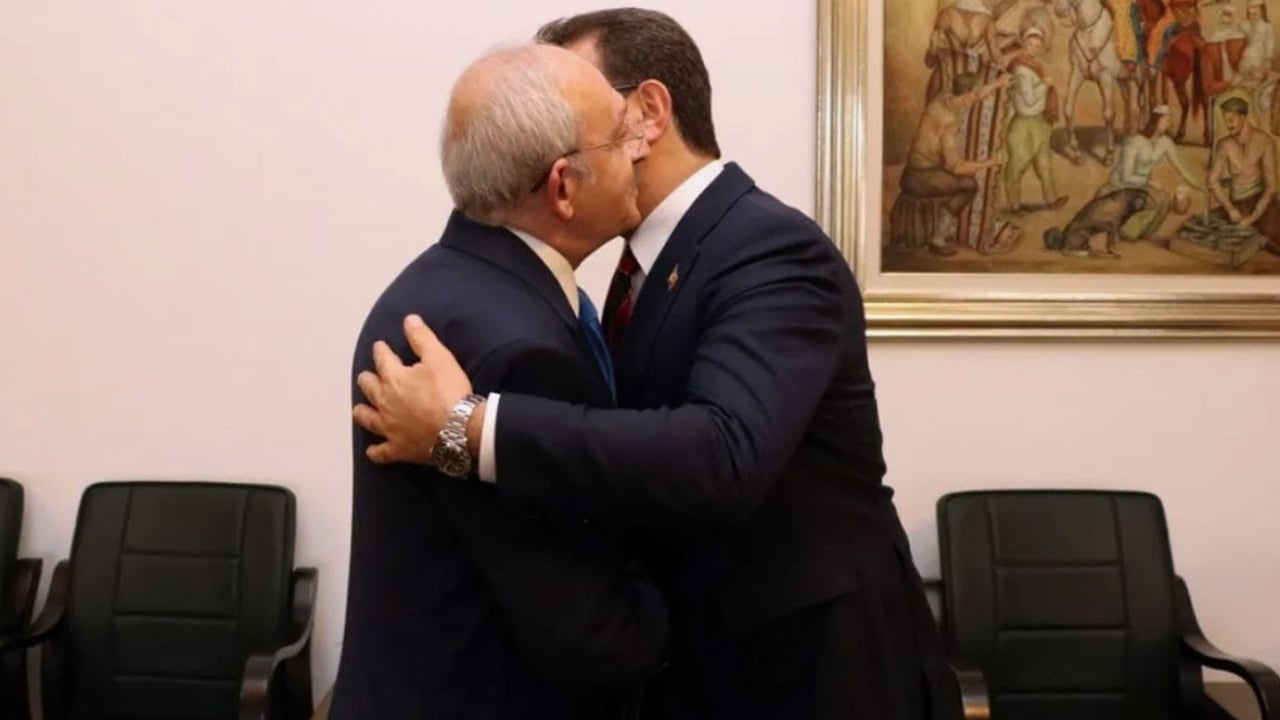 Foto - İmamoğlu "babasından" son tokadı da yedi