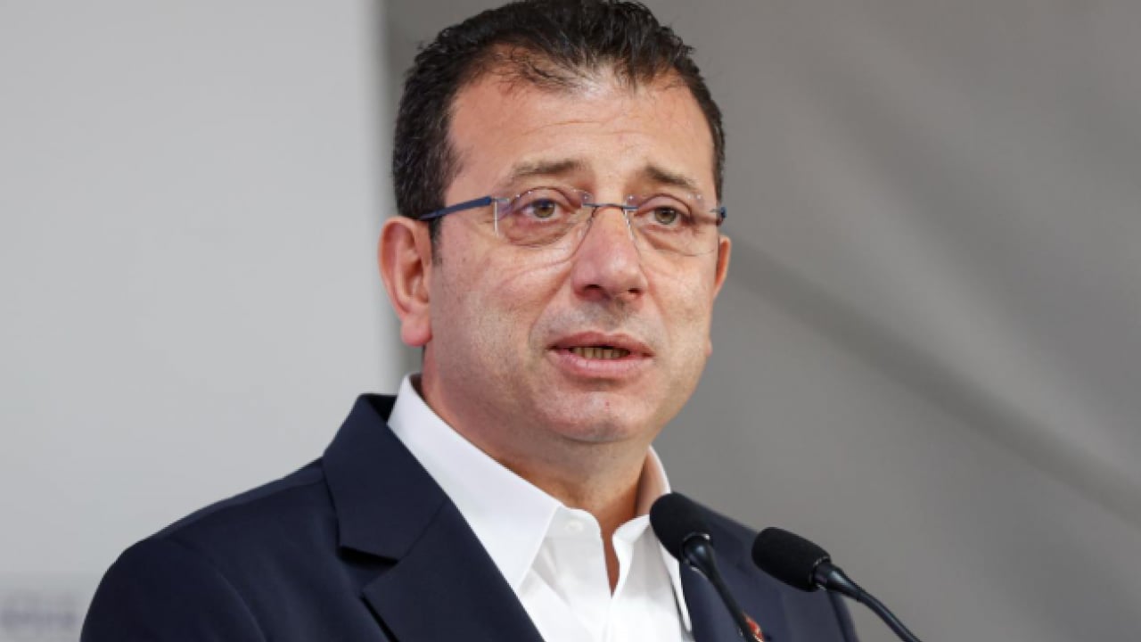 Foto - İmamoğlu ve avaneleri hakim karşısında! Yine şov yapmaya kalkıştı