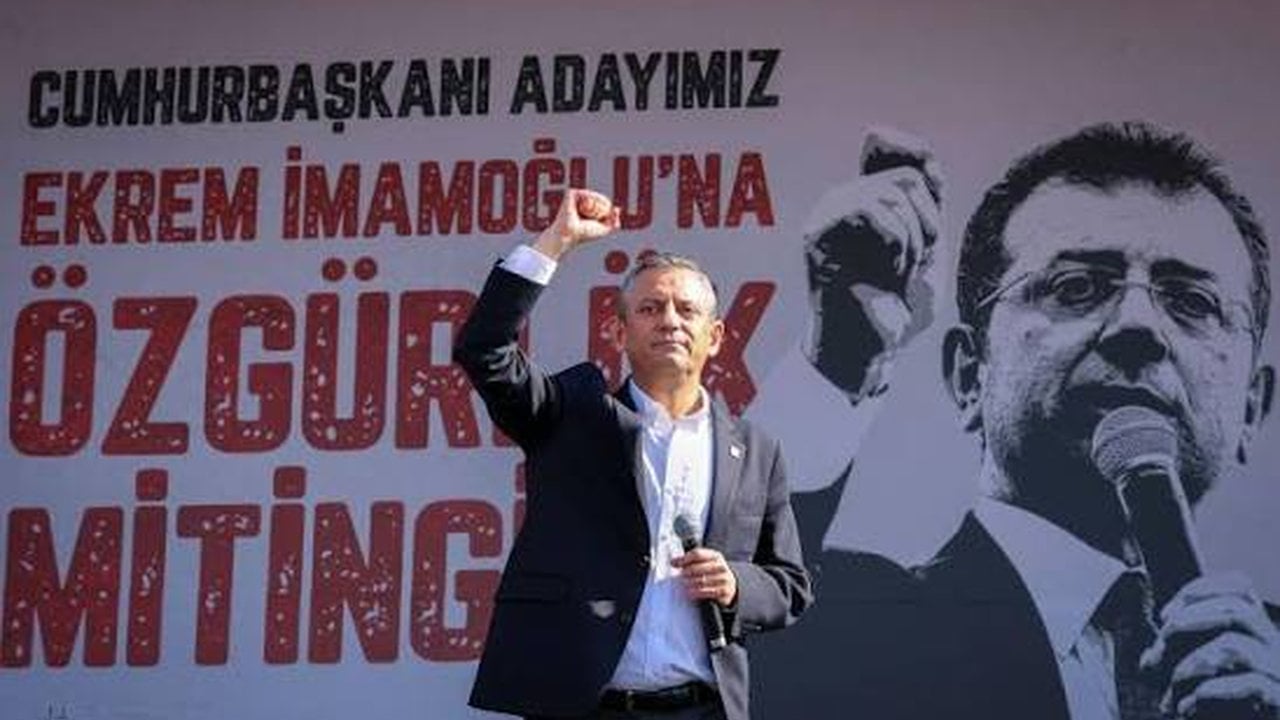 Foto - İmamoğlu’ndan Özgür Özel’i dumura uğratan talep! Çok büyük krize sebep oldu