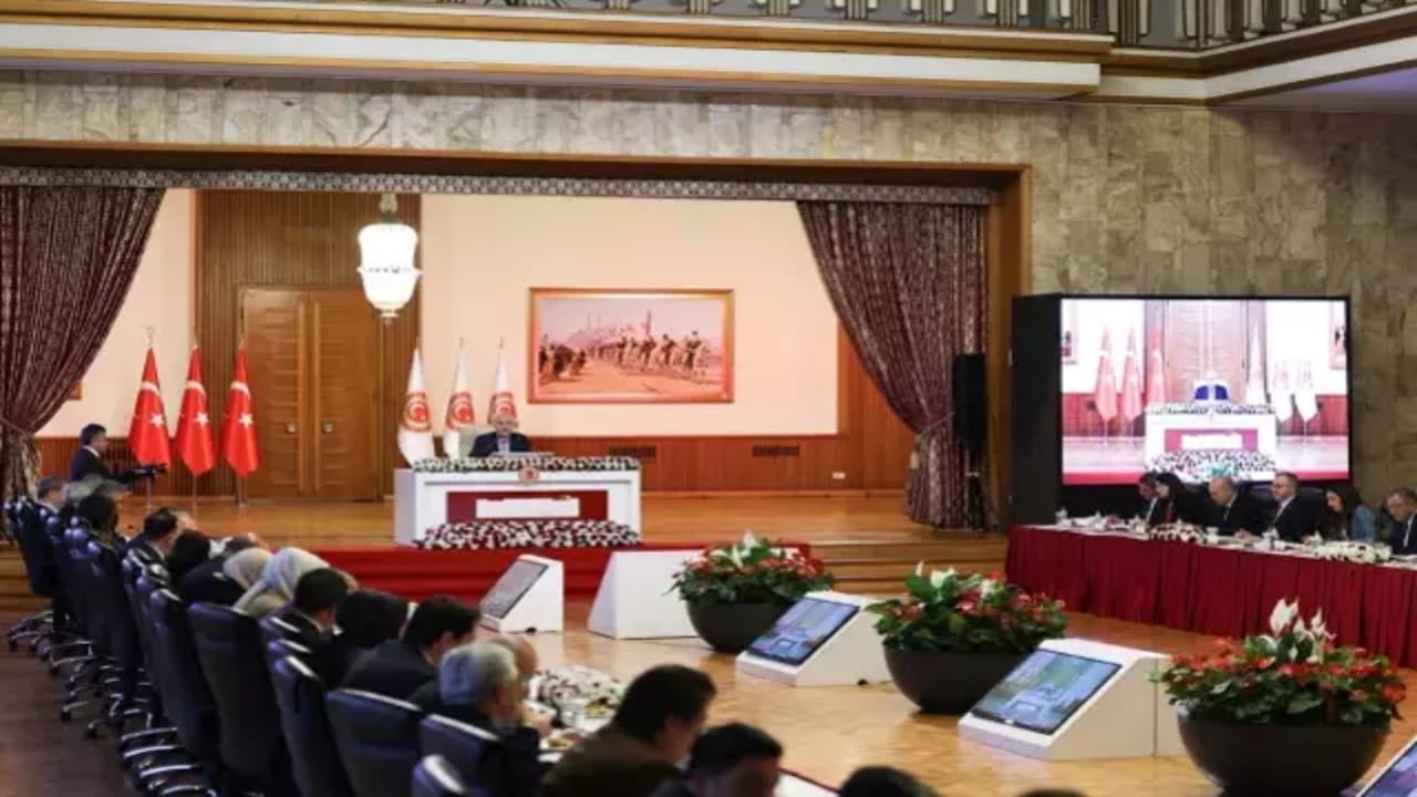 Foto - "İmralı’ya gitmeyiz" demişlerdi! Cumhur İttifakı ortağı HÜDA-PAR’dan alternatif öneri