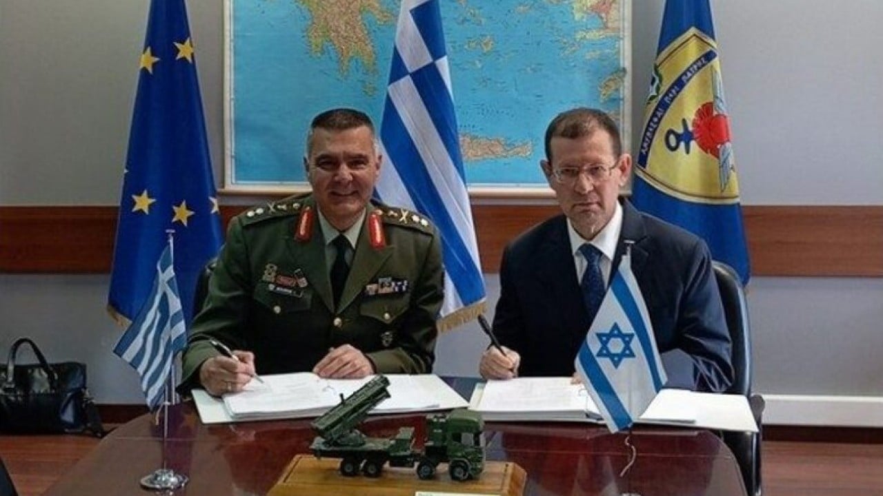 Foto - İmzalar atıldı: Türkiye'yi vurmak için 36 tane roketatar alıyorlar