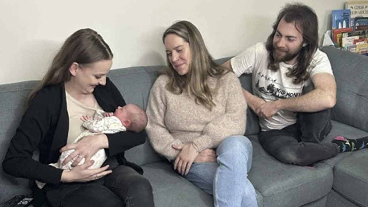 Foto - İnanılmaz doğum! Bebeğini pijama paçasında kurtardı