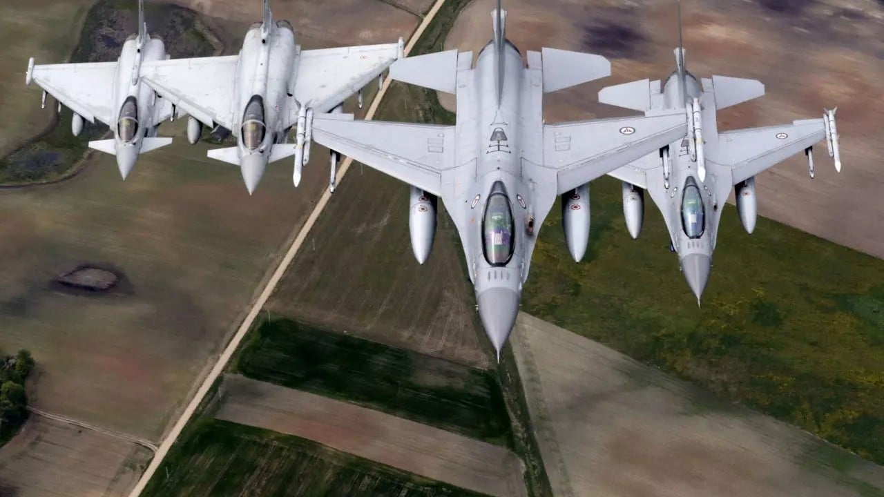 Foto - İngiltere'den ABD ve İsrail'e büyük şok! 'Savaş uçaklarımız havada' diyerek duyurdular