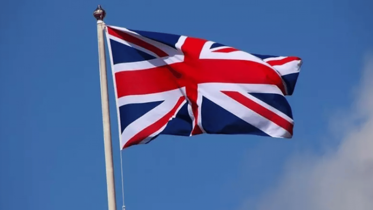 İngiltere'den dikkat çeken hamle: Çocuklara hayat boyu yasak geliyor!