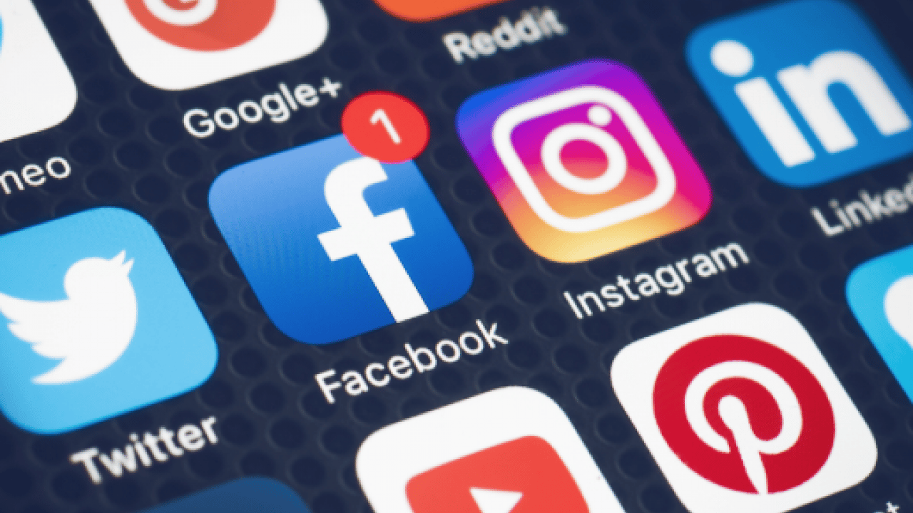 İngiltere'den sosyal medya kararı: 48 saat içinde kaldırmak zorunlu olacak!