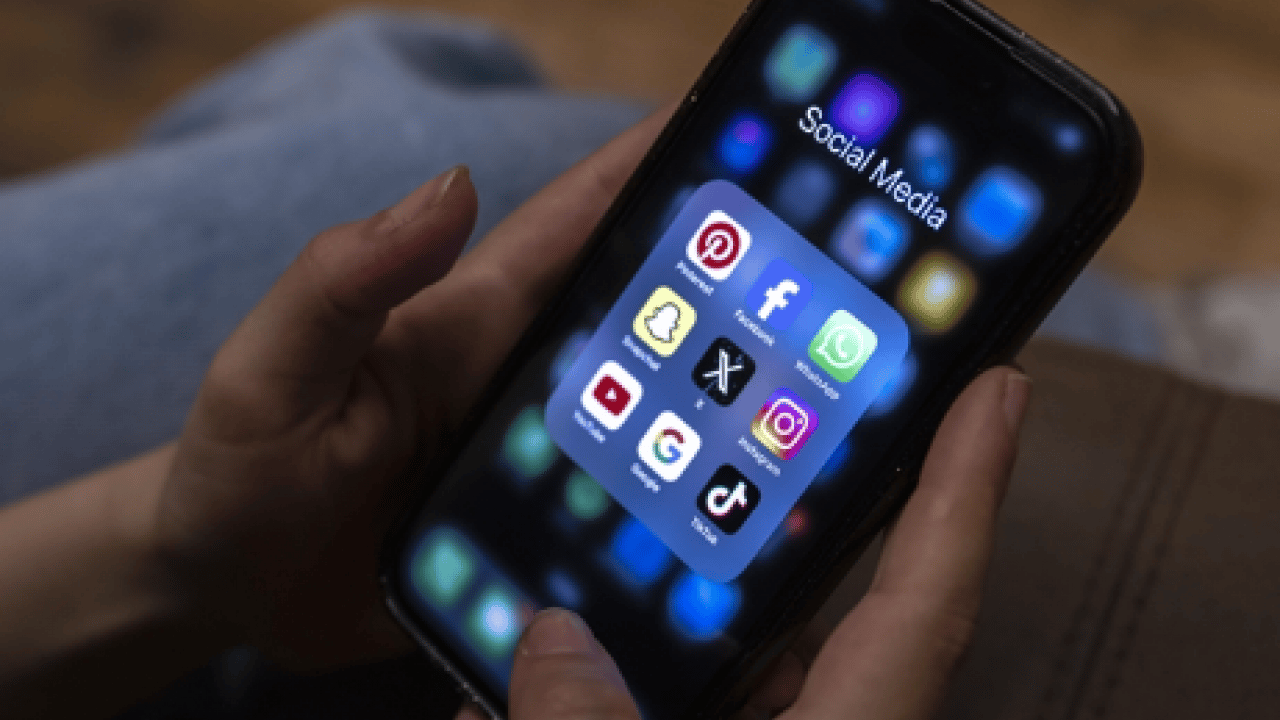 Foto - İngiltere'den sosyal medya kararı: 48 saat içinde kaldırmak zorunlu olacak!