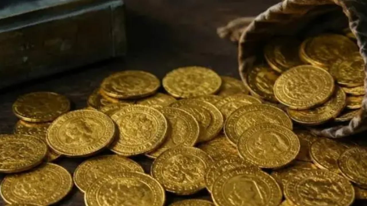 Foto - İnşaat duvarından büyük servet çıktı! İşçilere kalan pay dudak uçuklattı!