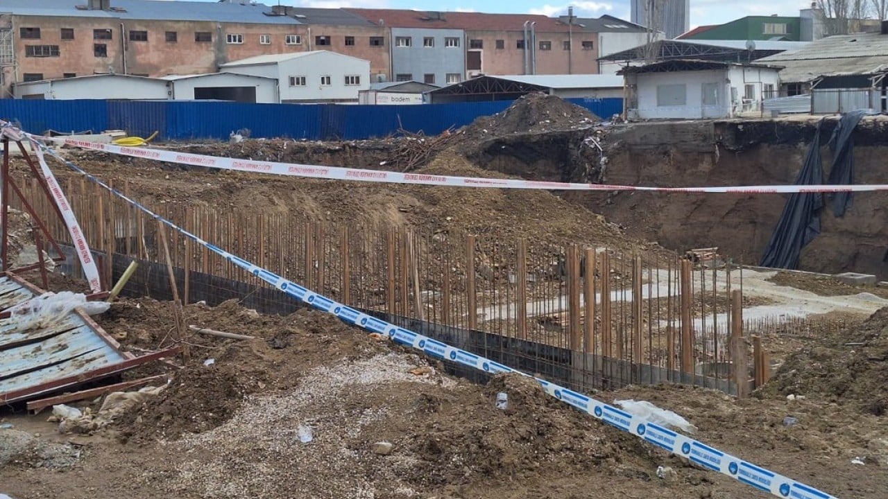 Foto - İnşaatta göçük oldu: 1 işçi hayatını kaybetti