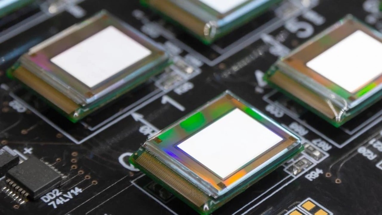 Foto - İnsan hücresinden 100 kat küçük pikseller üretildi OLED’de nano devrim