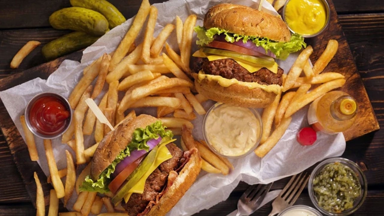 Foto - İnsanları zehirliyorlardı! İflasa sürüklenen markaya bir şok daha