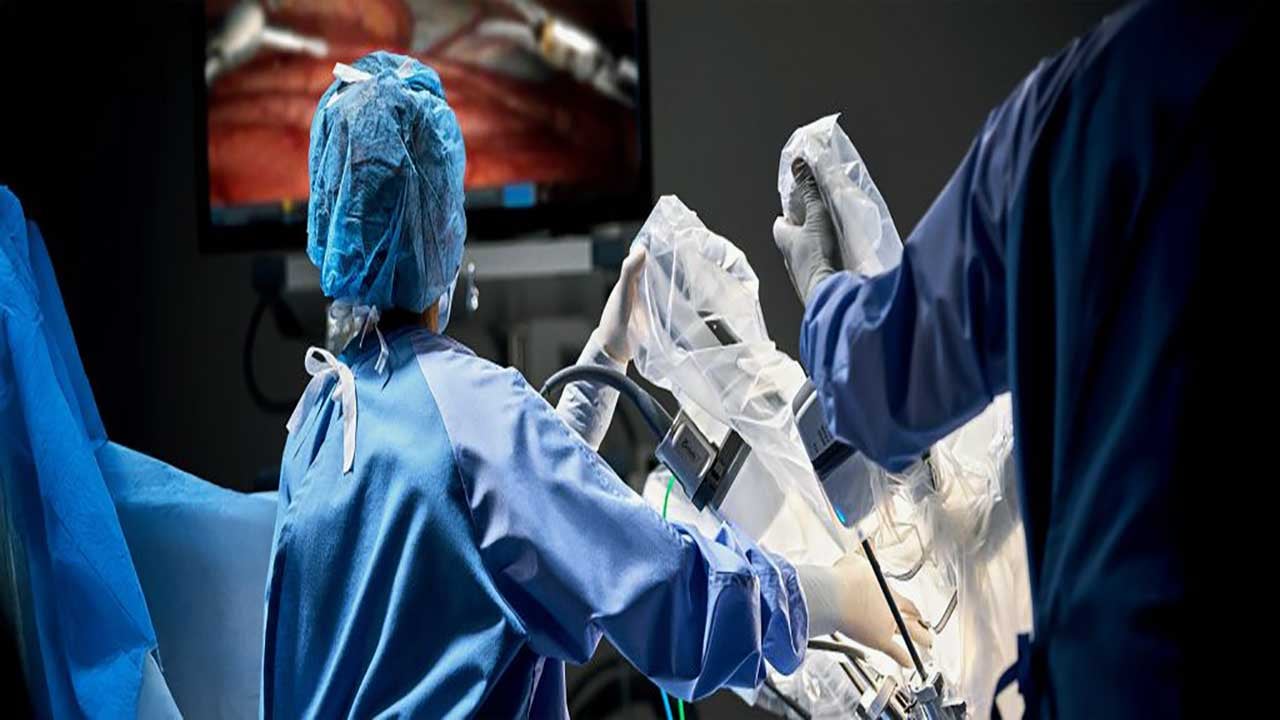 Foto - İnsansı robotlar cerrahiye el attı! Dünyada bir ilk