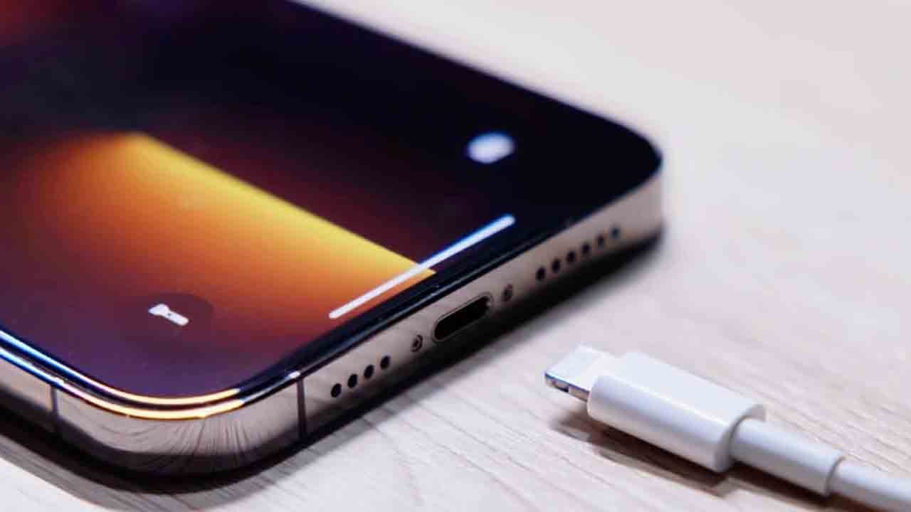 Foto - iPhone ve iPad şarjında doğru bilinen yanlışlar