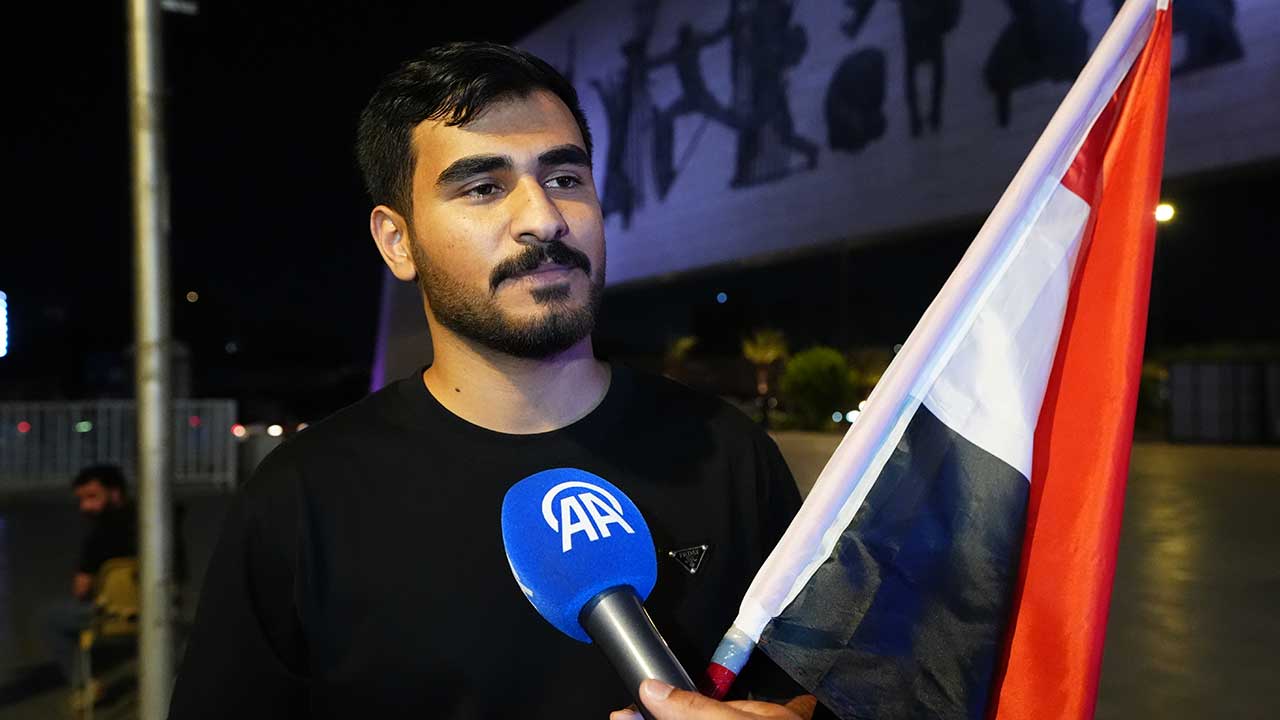 Foto - Iraklılar takımlarını sokaklarda takip etti